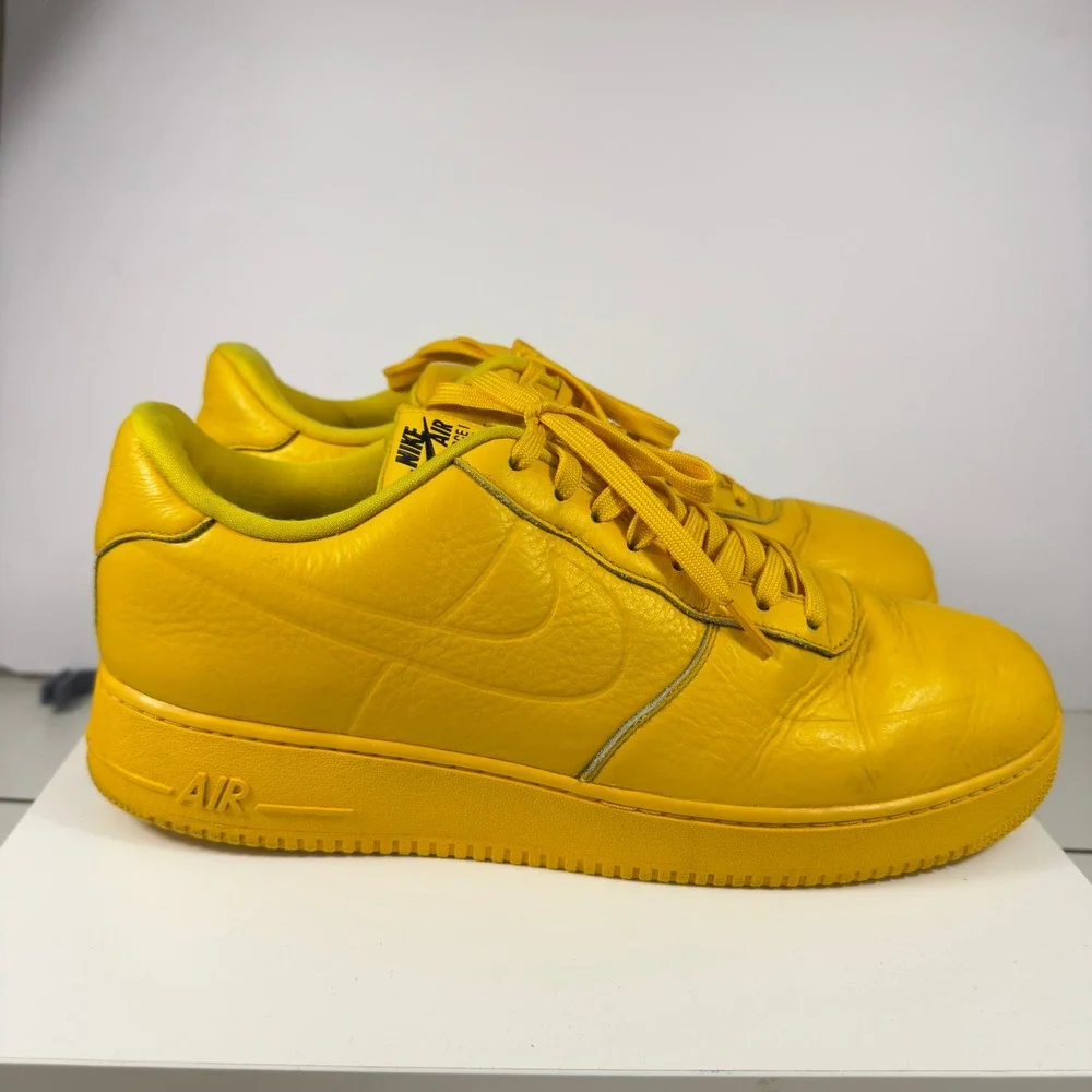 Nike Air Force 1 Low Waterproof Mens Size 13 University Gold 307109-771 Sneaker